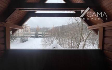 Ponúkame Vám na predaj krásny apartmán v centre Tatranskej Lomnice