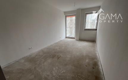 Ponúkame na predaj priestranný trojizbový byt, ktorý sa nachádza v centre mesta Poprad