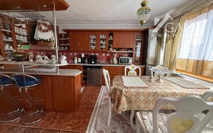 Dvojgeneračný rodinný dom na predaj v Poprade - Veľká