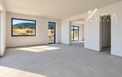 EXKLUZÍVNE NA PREDAJ | Moderný 4-izbový bungalov s garážou – Hôrka pri Poprade