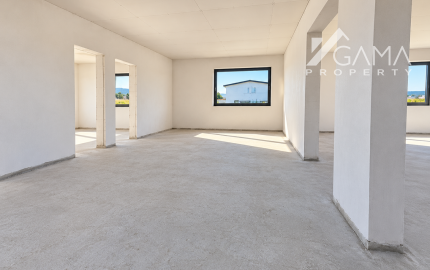 EXKLUZÍVNE NA PREDAJ | Moderný 4-izbový bungalov s garážou – Hôrka pri Poprade