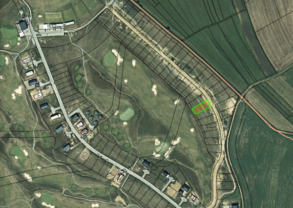 Exkluzívny stavebný pozemok na golfovom ihrisku – Malý Slavkov