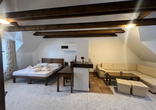 Ponúkame Vám na predaj krásny apartmán v centre Tatranskej Lomnice