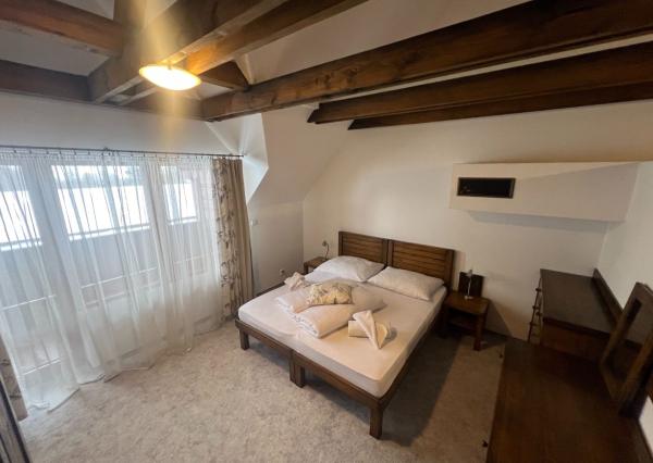 Ponúkame Vám na predaj krásny apartmán v centre Tatranskej Lomnice