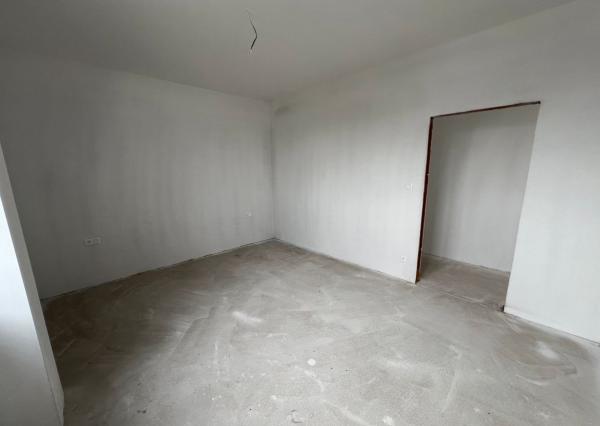 Ponúkame na predaj krásny moderný trojizbový byt v centre mesta Poprad