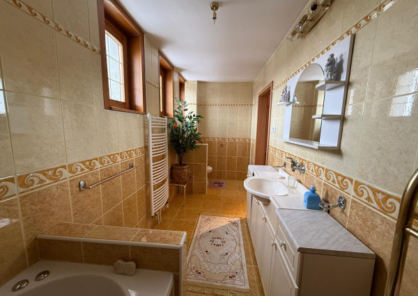 Dvojgeneračný rodinný dom na predaj v Poprade - Veľká