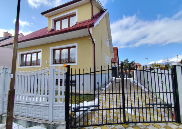 Dvojgeneračný rodinný dom na predaj v Poprade - Veľká