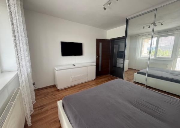 Moderný 4-izbový byt s balkónom v Poprade – 99 m²