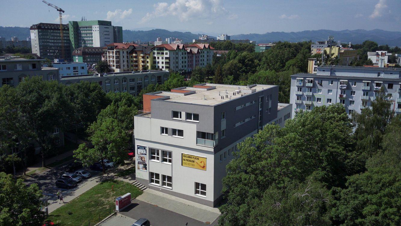 Ponúkame na predaj krásny moderný trojizbový byt v centre mesta Poprad