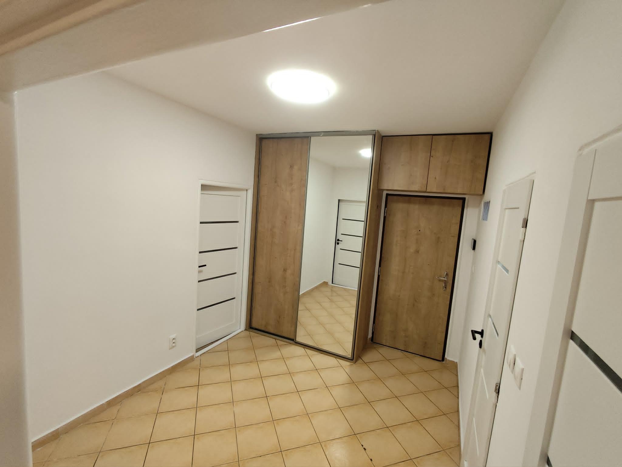 3-IZBOVÝ BYT NA ŠAFÁRIKOVEJ TRIEDE – KOŠICE | 68 m² + LOGGIA